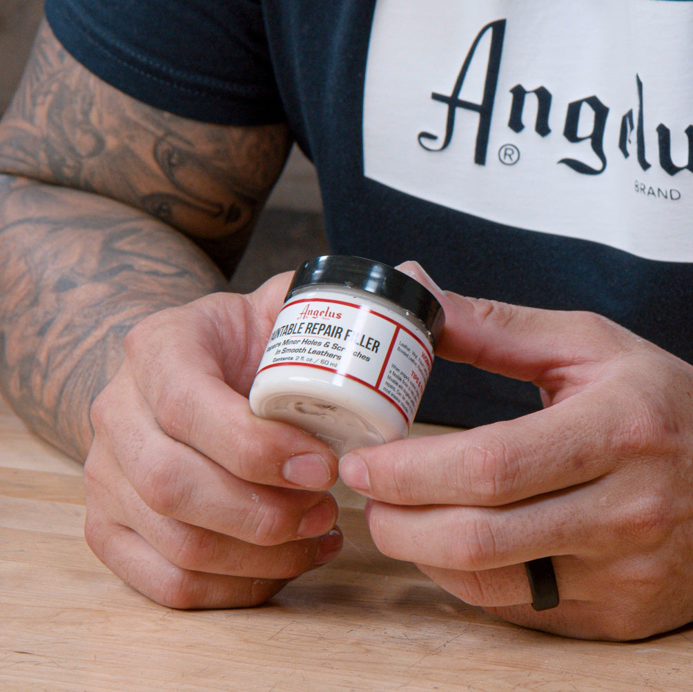 angelusbrand has a new leather filler and I was excited to try it out