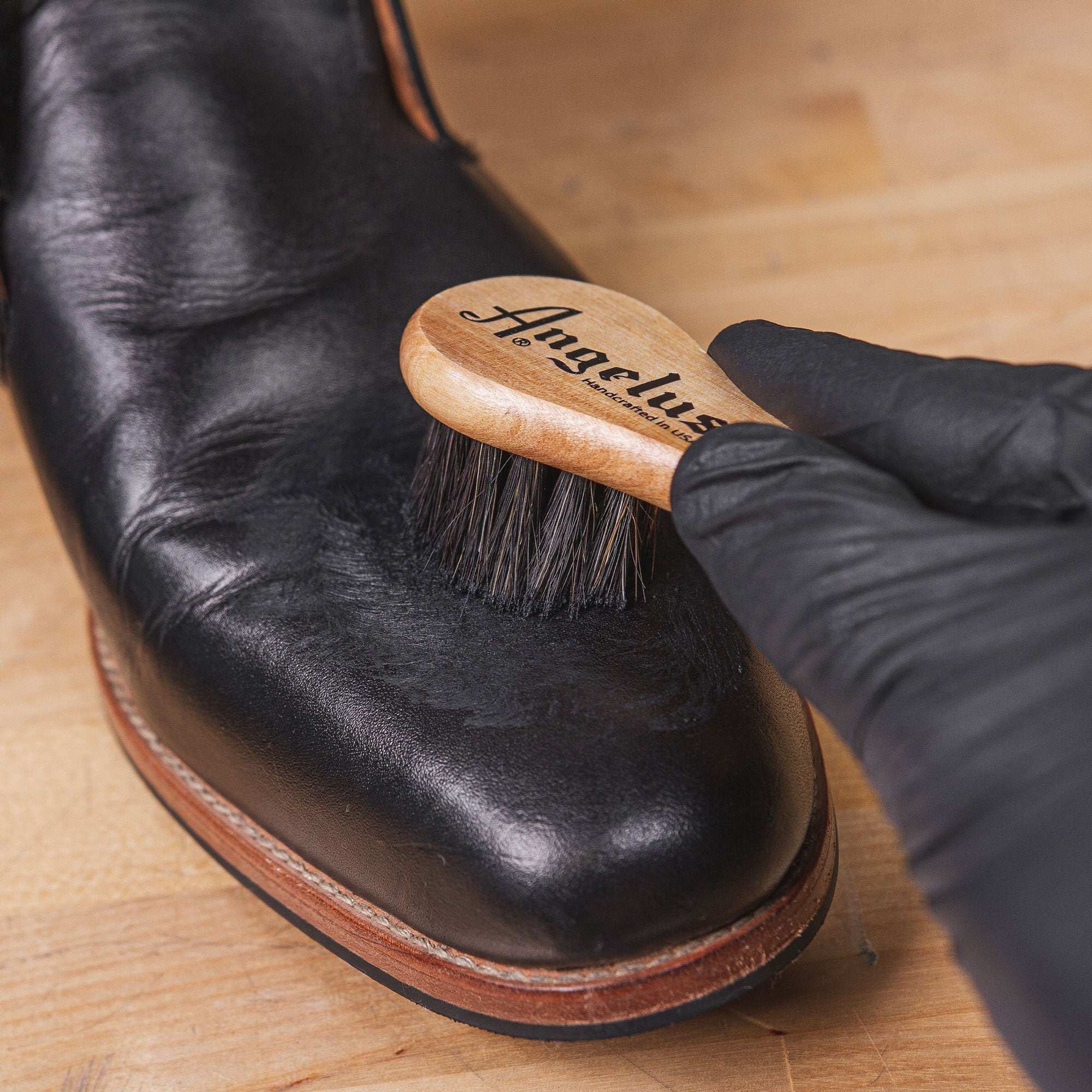 Wax Applicator Brush - 100% Real Horsehair - Angelus Direct