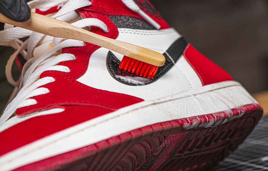 The BEST Brushes for Cleaning Your Sneakers