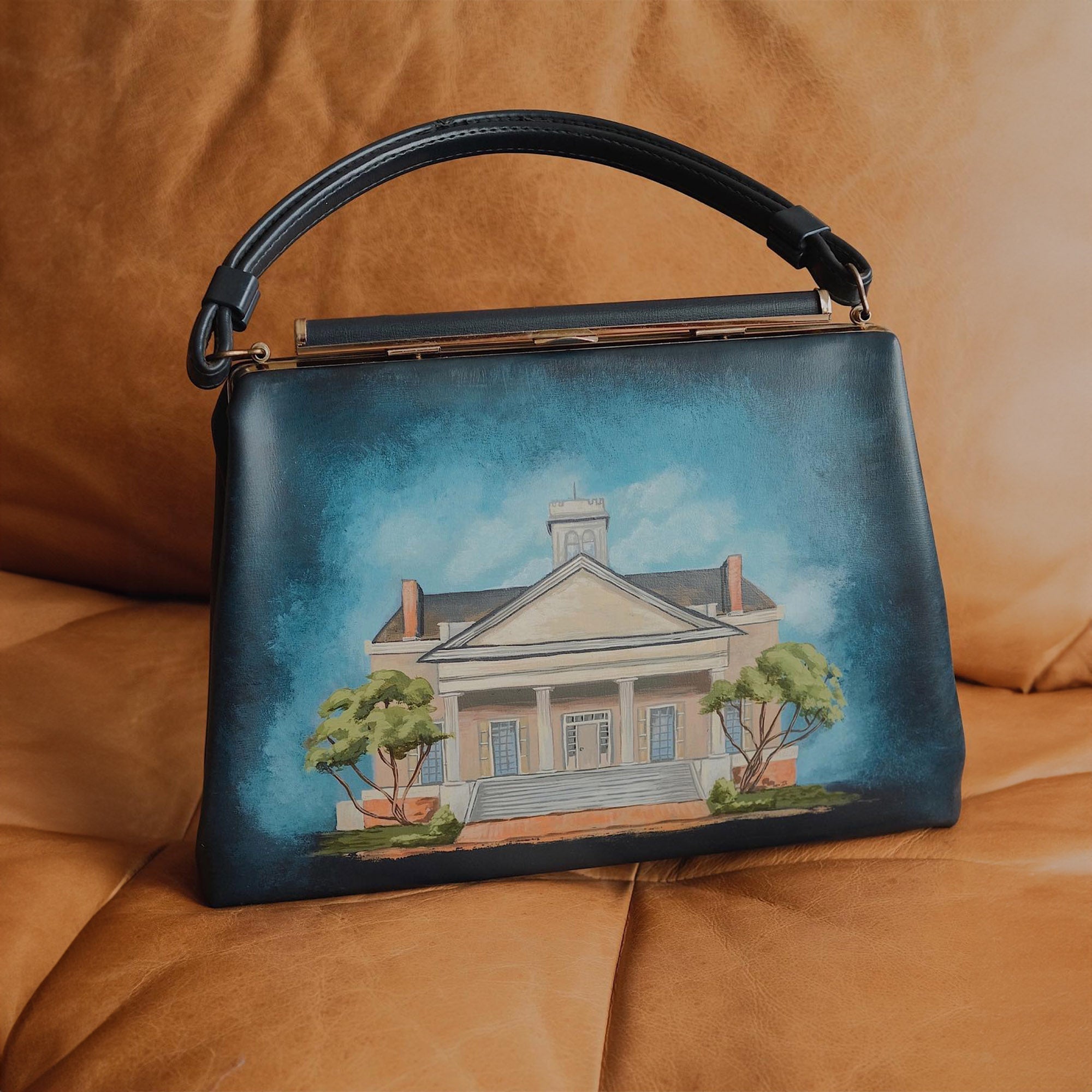 Carry Your Imagination: Custom-Painted Handbags Unveiled - Angelus Direct