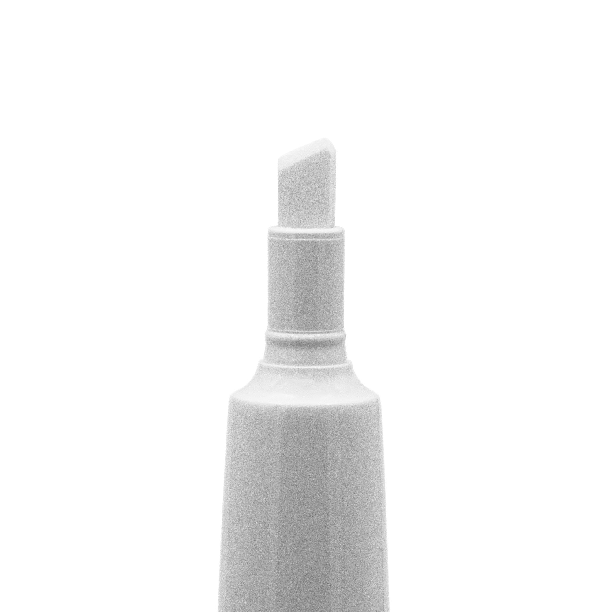 Angelus Direct Dye Pen Applicator Broad Tip Close Up