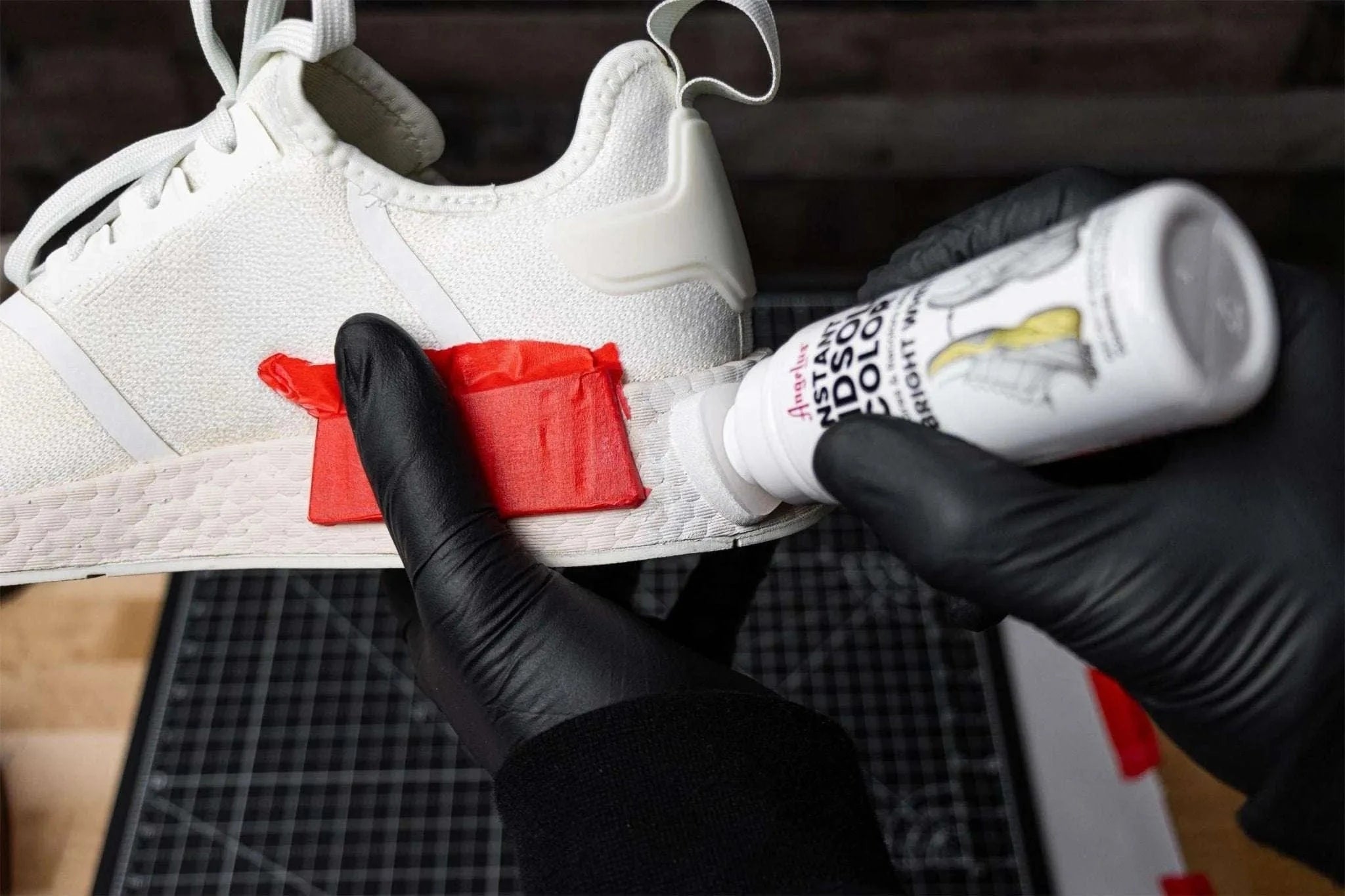 Angelus Direct Instant Midsole Color - Bright White 3.3 oz. Instant Midsole Color